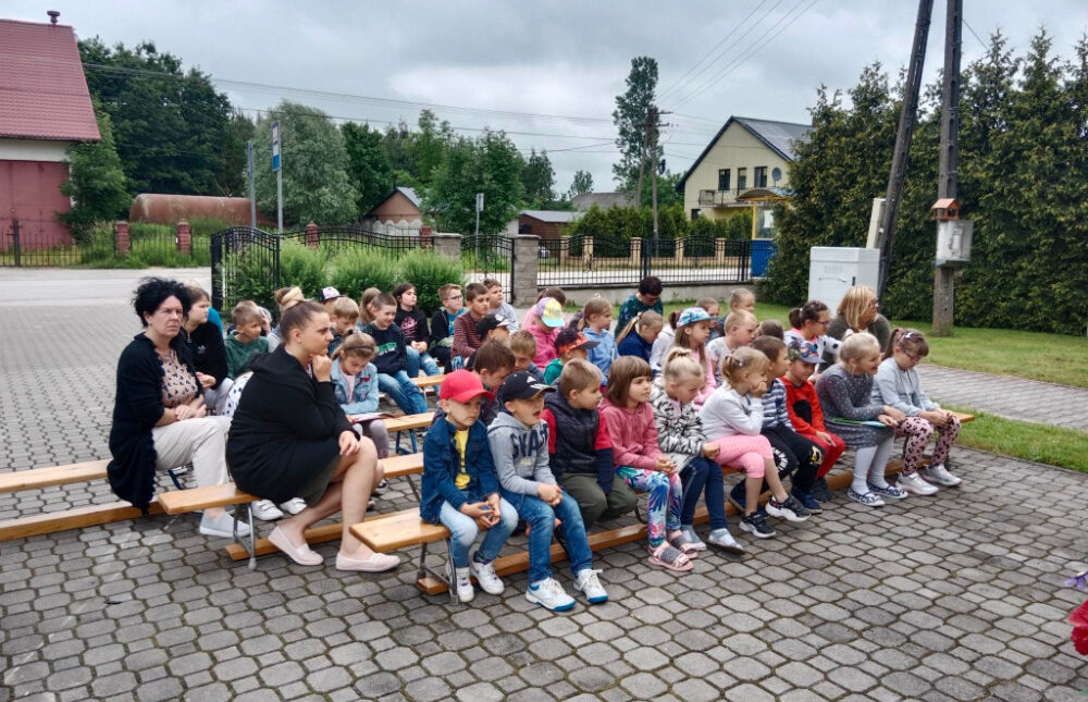 Tydzień czytania dzieciom Szkoła Podstawowa Brzostków